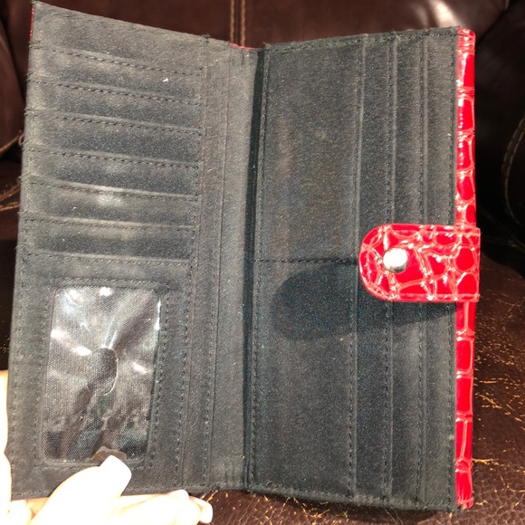 Red wallet - Picture 3 of 5